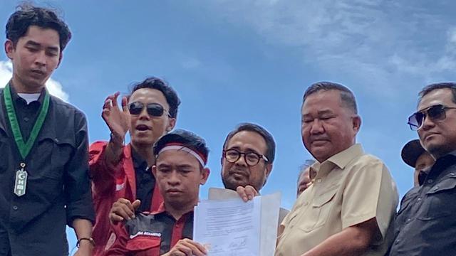 Demo Ricuh di Kaltim, Gubernur Tak Temui Massa, DPRD Reaksi