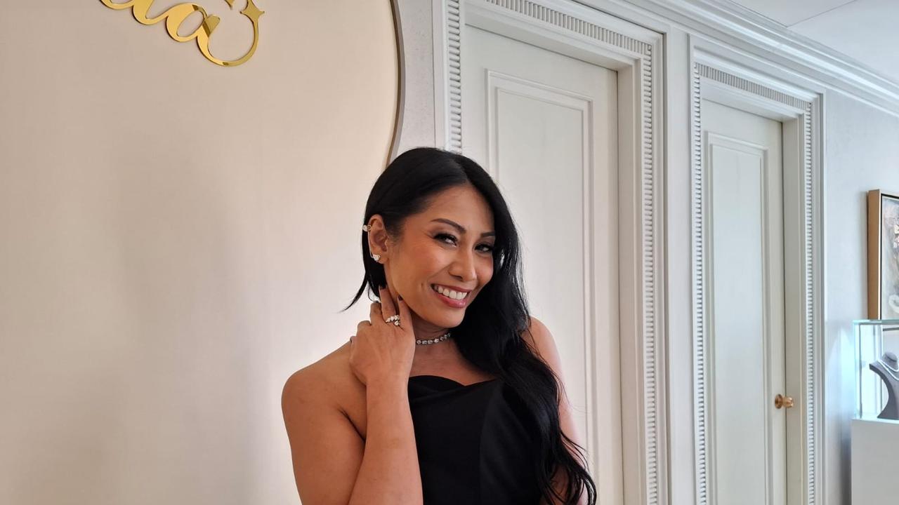 Anggun Dua Kali Kemalingan di Paris