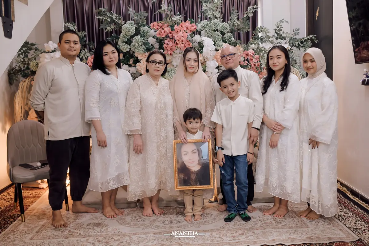 Nathalie Holscher Gelar Pengajian & Minta Restu Ayah